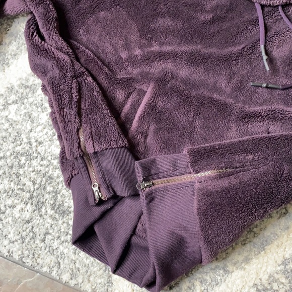 Mondetta Cowl Neck Pullover - Picture 3 of 5